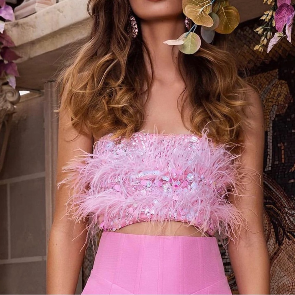 Pink Feathered- Heather Crop Top